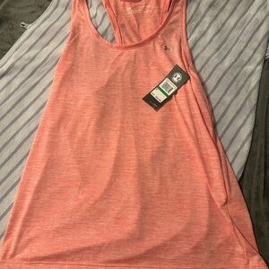 Universal Women's Coral Tank Top